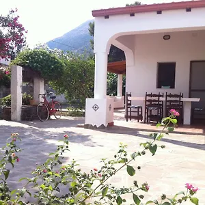  Casa vacanze By The Vulcano - 70mq Large Garden And Patio